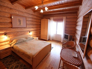Room+4+01.jpg