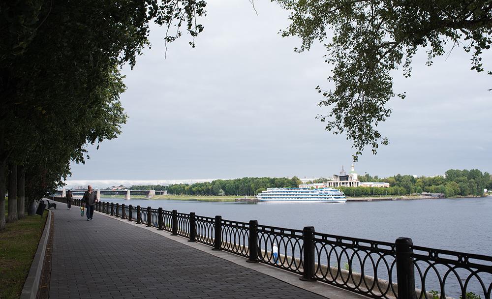 Набережная степана разина тверь. Набережная Степана Разина. Тверь набережная Разина. Красивейшая набережная Степана Разина в Твери.