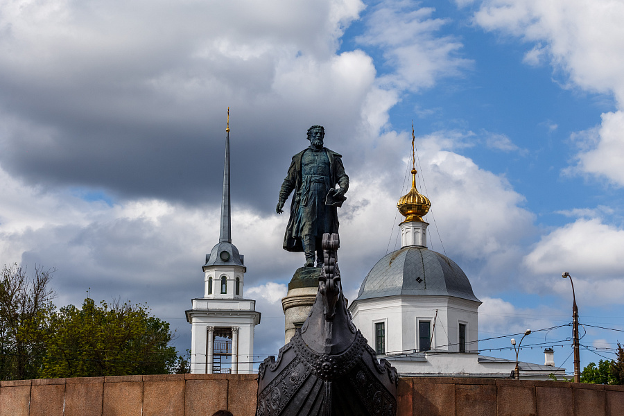 Афанасий никитин памятник