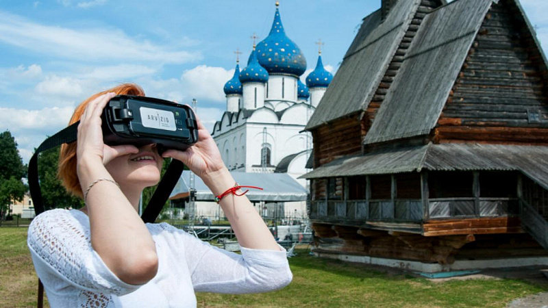 Экскурсия по Тверскому кремлю в очках виртуальной реальности